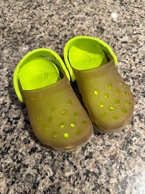 CROCS Kids Green Slip-On Clog Size C8/9